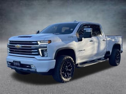 Used 2022 Chevrolet Silverado 2500 High Country image 28
