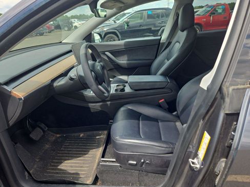 Used 2021 Tesla Model Y Long Range AWD/4WD image 5