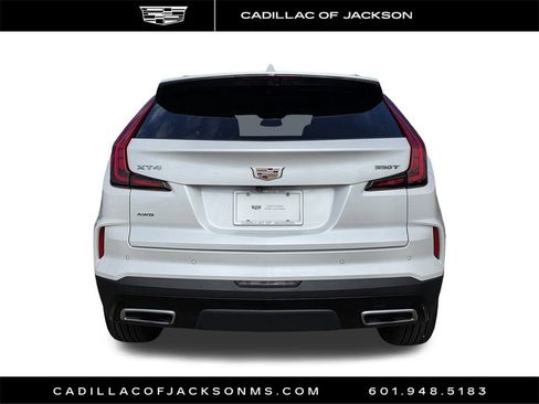 Certified 2024 Cadillac XT4 Premium Luxury image 5