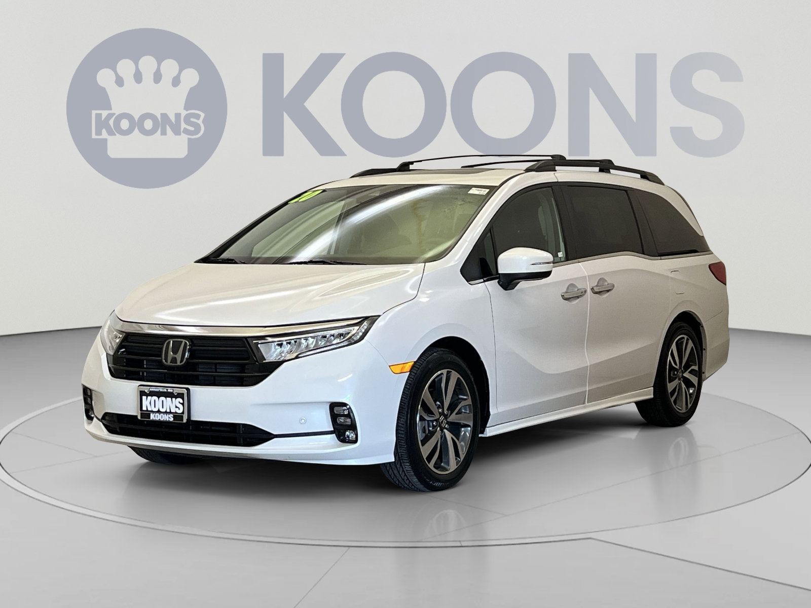 Used 2023 Honda Odyssey Touring image 1