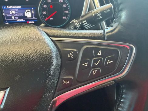 Used 2021 Chevrolet Equinox LT FWD image 15