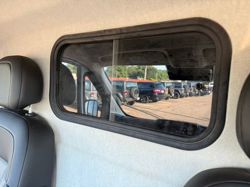 Used 2025 RAM ProMaster 3500 w/ Convenience Group FWD image 21