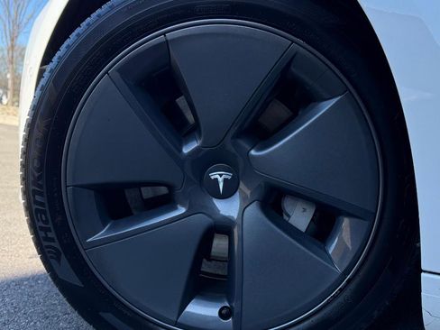 Used 2022 Tesla Model 3 Long Range image 17