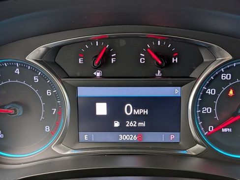 Certified 2023 Chevrolet Traverse LT w/ LT Premium Package AWD/4WD image 24