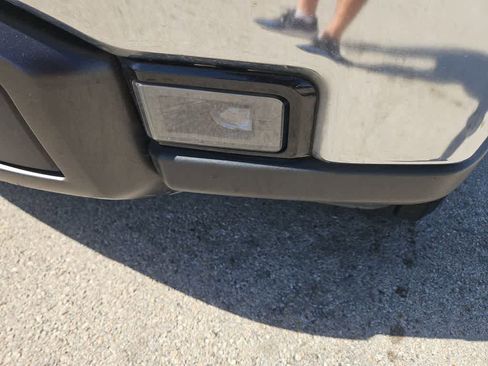 Used 2024 GMC Sierra 1500 SLT image 11