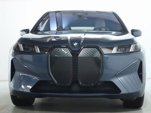 Used 2026 BMW iX xDrive45 w/ Premium Package image 5