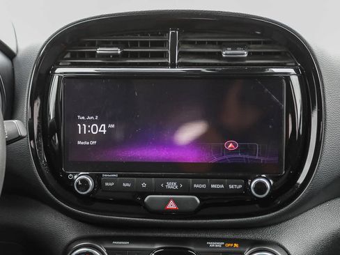 Used 2023 Kia Soul S FWD image 12