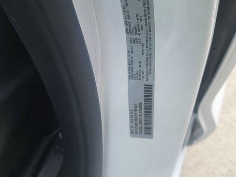Used 2026 Chrysler Pacifica Select FWD image 24