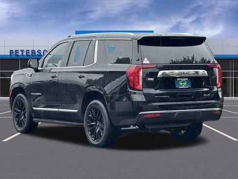 Certified 2022 GMC Yukon SLT w/ SLT Premium Package AWD/4WD image 6