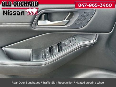 Used 2023 Nissan Rogue SL w/ SL Premium Package image 10