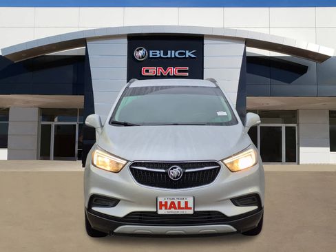 Used 2019 Buick Encore Preferred image 2