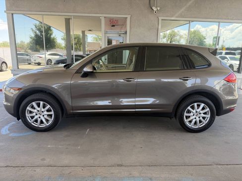 Used 2013 Porsche Cayenne Diesel AWD/4WD image 7