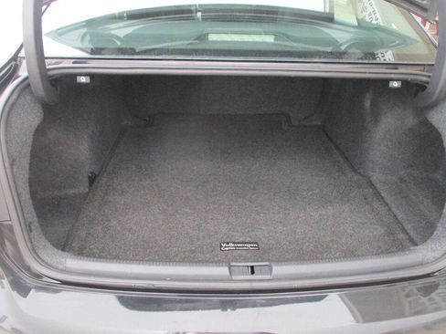 Used 2013 Volkswagen Passat 2.5 SE FWD image 6