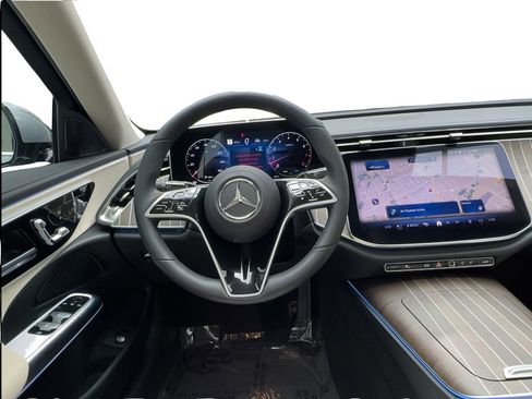 Used 2026 Mercedes-Benz E 350 Sedan image 32