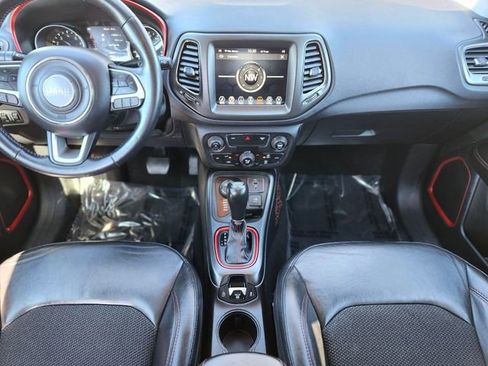 Used 2019 Jeep Compass Trailhawk AWD/4WD image 14