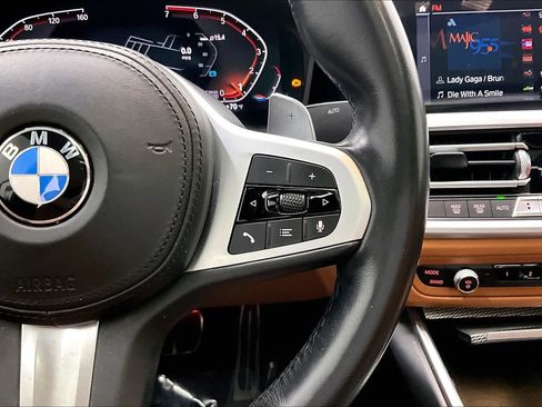 Used 2019 BMW 330i Sedan w/ M Sport Package image 23