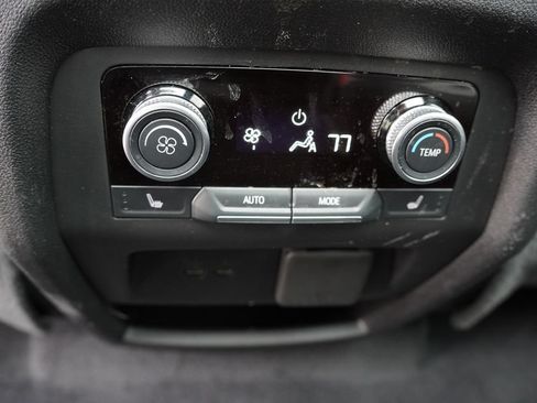 Used 2025 Buick Enclave Avenir AWD/4WD image 20