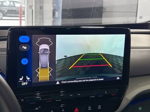 Certified 2023 Volkswagen ID.4 Pro S Plus AWD/4WD image 17
