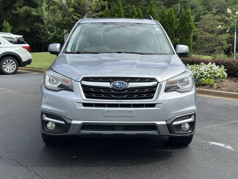 Used 2017 Subaru Forester 2.5i Touring AWD/4WD image 3