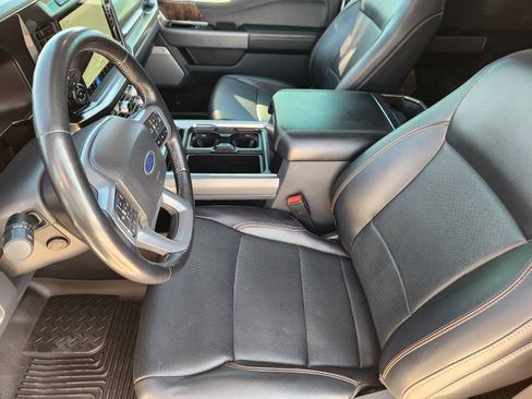 Used 2023 Ford F250 Lariat w/ Tow Technology Package AWD/4WD image 15