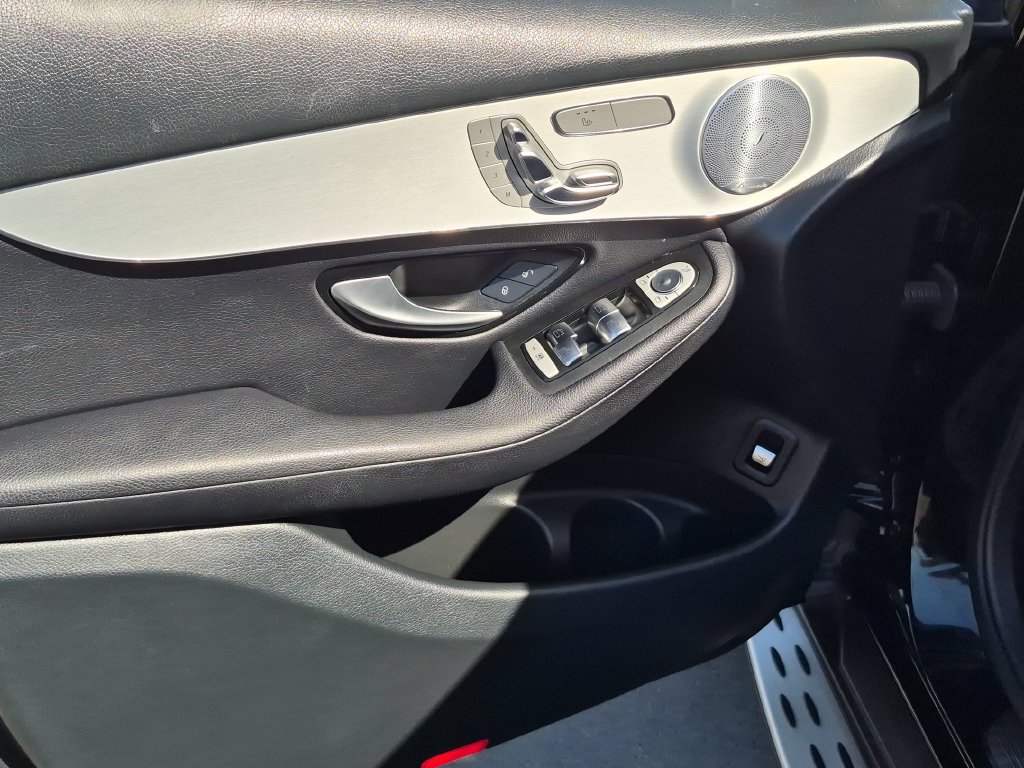 Used 2019 Mercedes-Benz GLC 300 4MATIC Coupe image 15