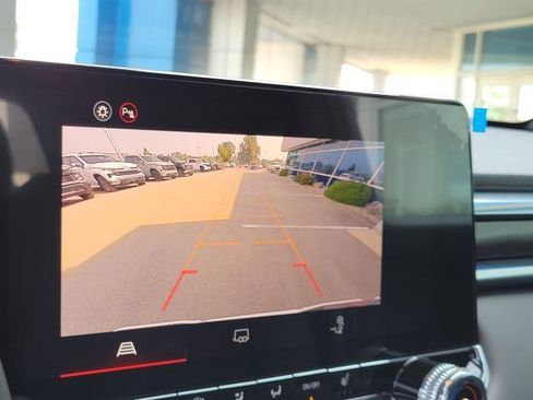 New 2026 GMC Canyon Elevation w/ Convenience Package image 30