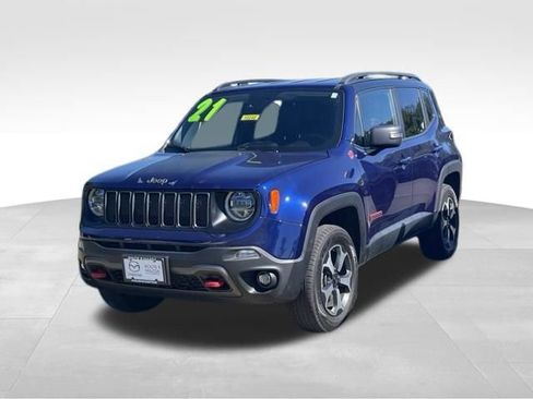 Used 2021 Jeep Renegade Trailhawk w/ Luxury Group III AWD/4WD image 2