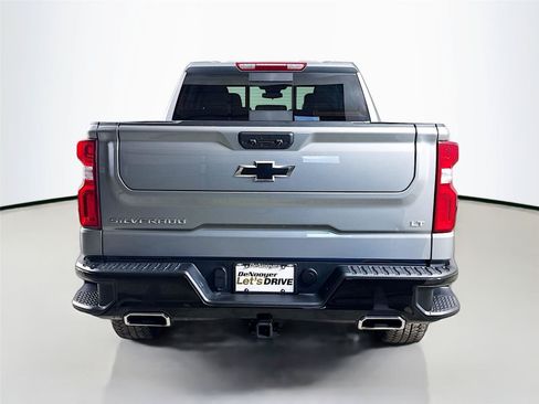 Used 2025 Chevrolet Silverado 1500 LT Trail Boss w/ Convenience Package II AWD/4WD image 8