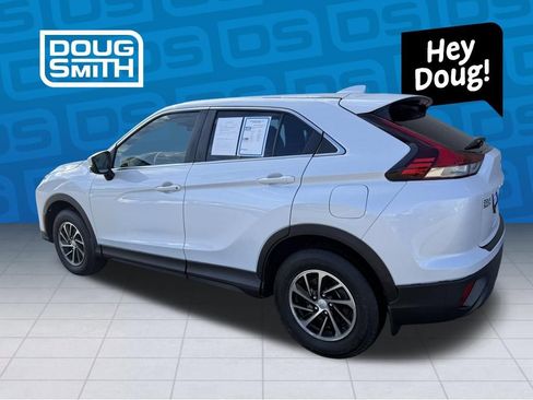 Used 2022 Mitsubishi Eclipse Cross ES image 2