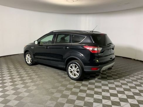 Used 2018 Ford Escape SE image 10
