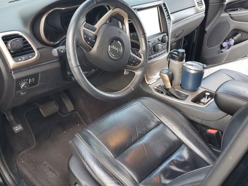 Used 2017 Jeep Grand Cherokee Limited image 7