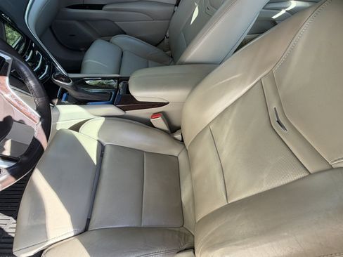 Used 2014 Cadillac XTS Luxury w/ Driver Awareness Package AWD/4WD image 15