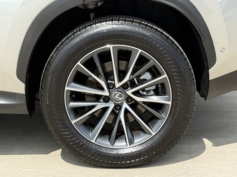 Used 2025 Lexus NX 350h AWD w/ Accessory Package (2T) image 15