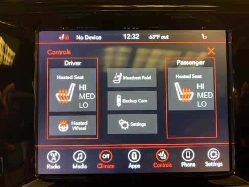 Used 2022 Dodge Durango GT image 28