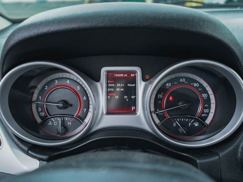 Used 2020 Dodge Journey SE w/ SE Popular Equipment Group image 5