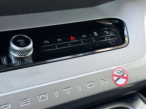 Used 2025 Ford Expedition Max Active image 25