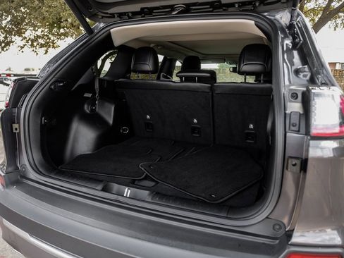 Used 2022 Jeep Cherokee Limited image 62