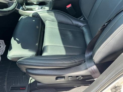 Used 2022 Subaru Ascent Limited w/ Technology Package AWD/4WD image 28
