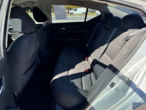 Used 2020 Nissan Altima 2.5 S image 10