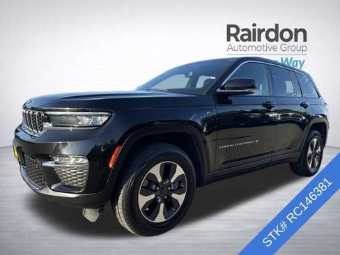 Used 2024 Jeep Grand Cherokee Limited 4xe AWD/4WD image 3