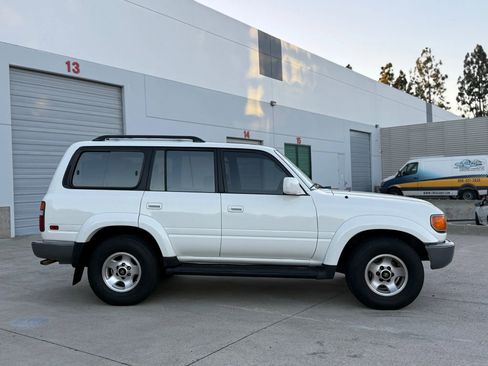 Used 1994 Toyota Land Cruiser AWD/4WD image 17