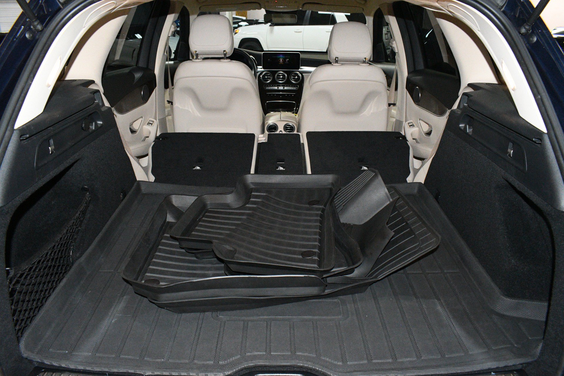 Used 2022 Mercedes-Benz GLC 300 image 96