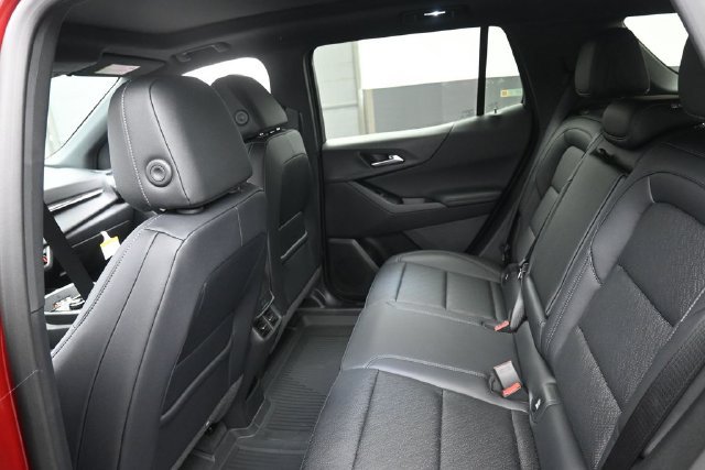 New 2027 Chevrolet Equinox LT w/ Convenience Package II FWD image 9