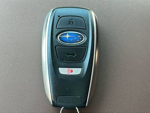 Used 2025 Subaru Outback Touring w/ Popular Package #2 AWD/4WD image 29
