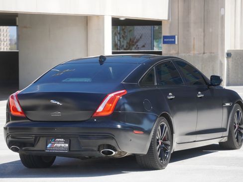 Used 2016 Jaguar XJ L Portfolio AWD/4WD image 22