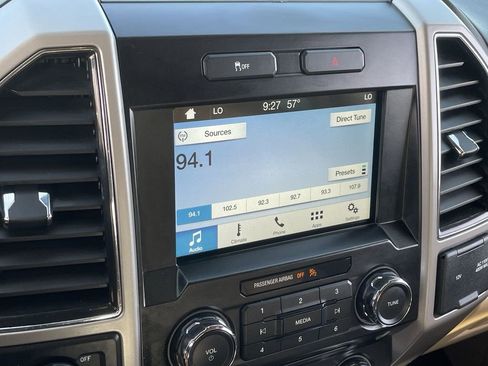 Used 2017 Ford F150 Lariat w/ Equipment Group 501A Mid image 13