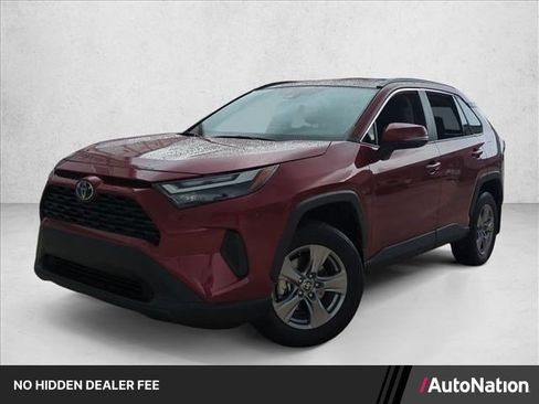 Certified 2025 Toyota RAV4 XLE FWD image 1
