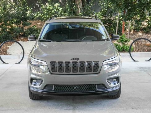 Used 2023 Jeep Cherokee Altitude Lux w/ Lux Elite Package AWD/4WD image 2