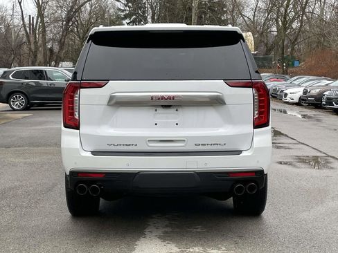 Used 2022 GMC Yukon Denali w/ Denali Premium Package image 6
