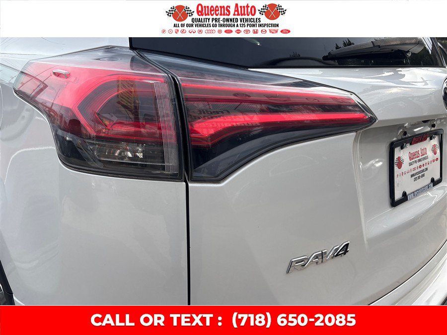 Used 2017 Toyota RAV4 Limited AWD/4WD image 36